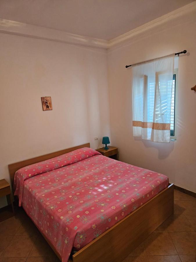 Casa Vacanze Leonardo Пескічі Екстер'єр фото