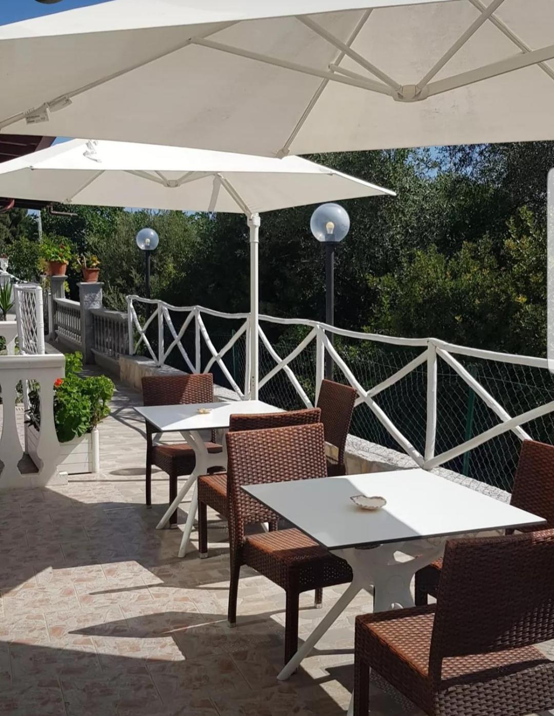 Casa Vacanze Leonardo Пескічі Екстер'єр фото